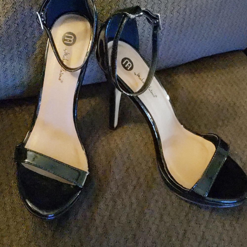 Micheal Antonio heels, Size 9
